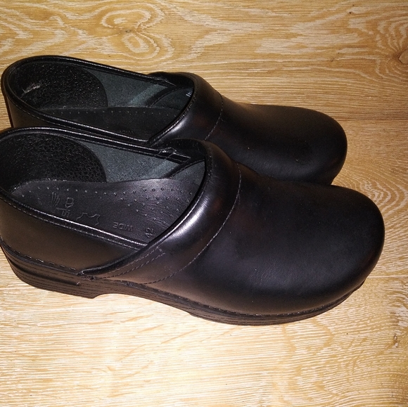 dansko size 42